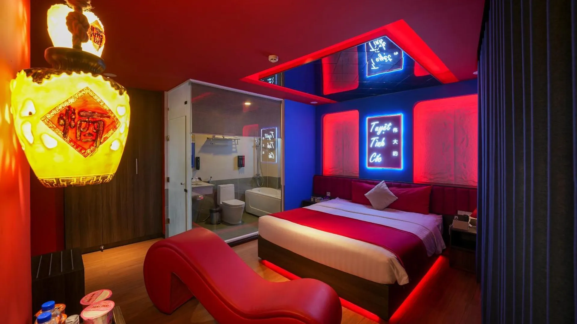 Chiic House Hotel - Khach San Tinh Yeu Nha Trang 0*,  Vietnam